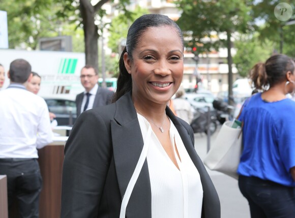 Christine Kelly lors de la cérémonie de coup d'envoi de la candidature de la France pour accueillir les Jeux olympiques de 2024 à la Maison du Sport Français à Paris le 23 juin 2015