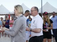 Albert de Monaco retrouve sa belle Charlène entre deux inaugurations