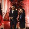 Exclusif - Elsa Fayer accueille le binôme Maï et Shake dans la cour de la maison La Minotte, sur le tournage de l'émission Qui veut épouser mon fils ? saison 4, en février 2015.