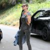 Miley Cyrus sort de sa voiture à Los Angeles, le 11 juin 2015