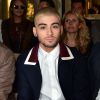 Le chanteur - et ex-membre du groupe One Direction - Zayn Malik lors du défilé Valentino (collection homme printemps-été 2016) à l'hôtel Salomon de Rothschild. Paris, le 24 juin 2015.