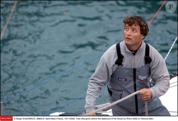 Yvan Bourgnon à Saint-Malo, le 12 novembre 2002 au départ de la Route du rhum