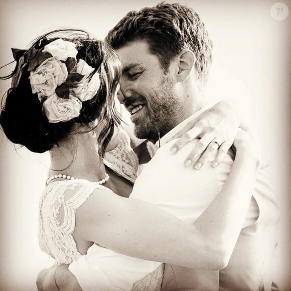 Chelsea Tyler a posté une photo de son mariage avec Jon Foster sur Intagram. La cérémonie s'est déroulée le 20 juin 2015 à Carmel.
