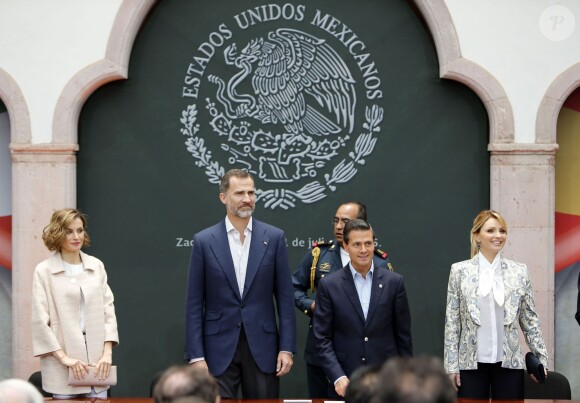Le roi Felipe VI et la reine Letizia d'Espagne, Enrique Pena Nieto et sa femme Angelica Rivera - Le roi Felipe VI et la reine Letizia d'Espagne au musée Manuel Felguerez à Mexico le 1er juillet 2015. 