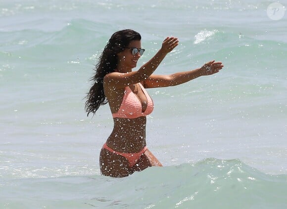Ludivine Sagna le 2 juillet 2015 sur une plage de Miami