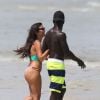 Bacary Sagna et sa femme Ludivine en amoureux sur la plage à Miami, le 3 juillet 2015
