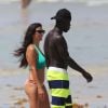 Le couple Bacary Sagna et Ludivine sur la plage à Miami, le 3 juillet 2015