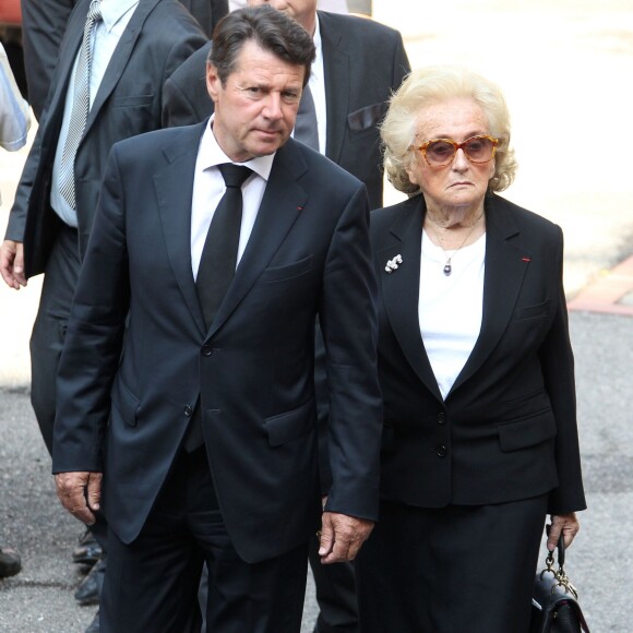 Christian Estrosi et Bernadette Chirac lors des obsèques de Charles Pasqua en la cathédrale Notre-Dame du Puy à Grasse, le 7 juillet 2015