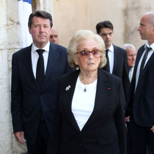 Christian Estrosi et Bernadette Chirac lors des obsèques de Charles Pasqua en la cathédrale Notre-Dame du Puy à Grasse, le 7 juillet 2015