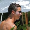 Cristiano Ronaldo et sa crème solaire en vacances à Miami le 24 juin 2015