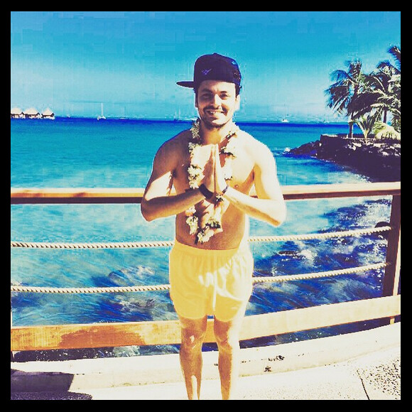 Kev Adams à Tahiti - Image tirée d'Instagram, juin 2015
