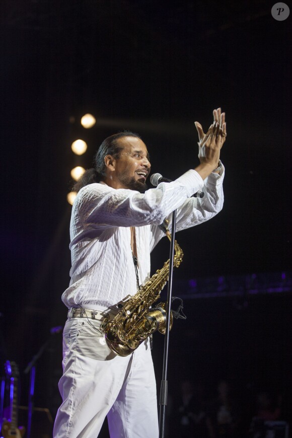 Leroy Gomez participe au concert de l'association Enfant Star et Match, qui fête ses 10 ans, à Antibes, le 8 juillet 2015.