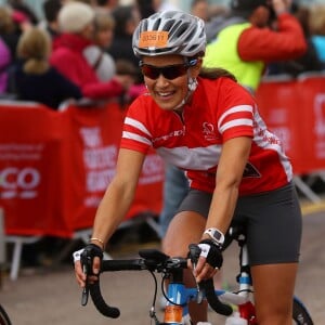 Pippa Middleton le 21 juin 2015 lors d'une course cycliste caritative entre Londres et Brighton qu'elle disputait au profit de la British Heart Foundation