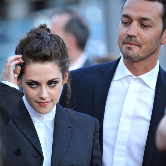 Kristen Stewart et Rupert Sanders à Westwood, le 29 mai 2012.