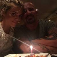 AnnaLynne McCord et Dominic Purcell réconciliés : Soirée romantique à la bougie