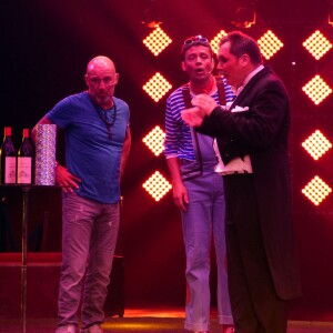 Exclusif - Vincent Lagaf' fait une apparition sur scène lors du spectacle Ecris l'histoire à l’occasion des 30 ans du cirque Arlette Gruss à Gassin, le 15 juillet 2015. 