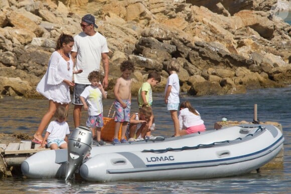 Exclusif - Le joueur de football espagnol Fernando Torres, en vacances en famille à Ibiza, le 4 juillet 2015.