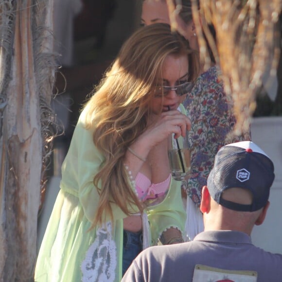 L'actrice Lindsay Lohan passe ses vacances à Mykonos en Grèce le 20 juillet 2015. 