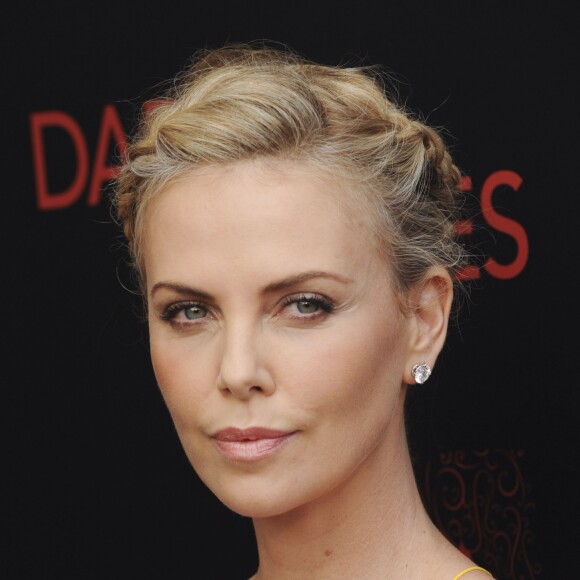 Charlize Theron lors de la première de Dark Places à Hollywood, Los Angeles, le 21 juillet 2015