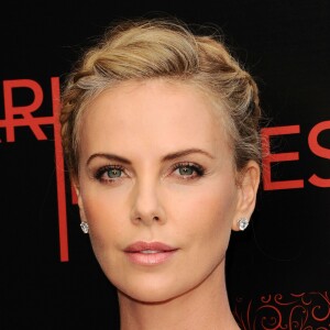 Charlize Theron lors de la première de Dark Places à Hollywood, Los Angeles, le 21 juillet 2015