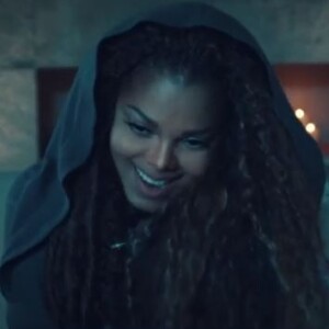 Janet Jackson dans le clip de son nouveau single No Sleeep