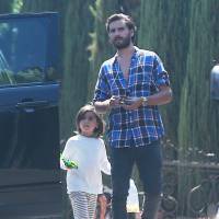 Kourtney Kardashian : Scott Disick surpris en train d'embrasser une blonde !