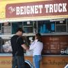 Exclusif - Sofia Vergara et Joe Manganiello achètent des beignets à Los Feliz Le 25 Juillet 2015