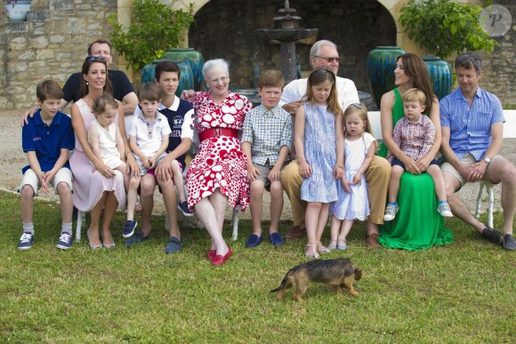 La famille royale danoise réunie au château de Cayx, près de Cahors, le 11 juin 2014 pour les 80 ans du prince consort Henrik.