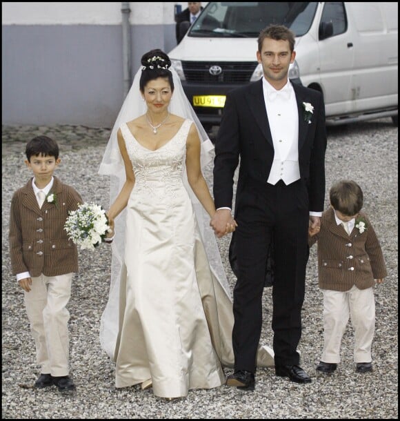 Mariage de la comtesse Alexandra, ex-épouse du prince Joachim de Danemark, et de Martin Jorgensen en mars 2007 à Copenhague, en présence des princes Nikolai et Felix.