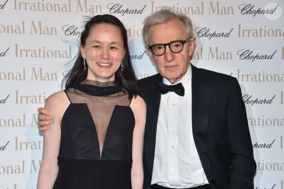 Woody Allen et sa femme Soon-Yi - Soirée du film "L'homme irrationnel" de Woody Allen sur la plage du Martinez lors du 68e festival international du film de Cannes le 15 mai 2015.