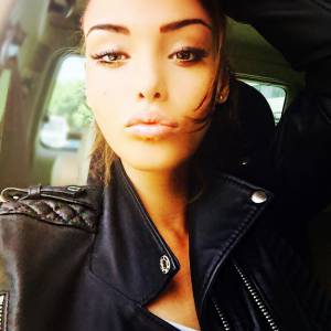 Selfie time pour Nabilla