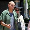 Ashlee Simpson très enceinte va déjeuner au restaurant japonais avec son mari Evan Ross à Studio City, le 22 juin 2015.