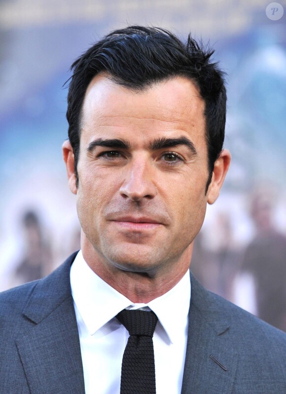 Justin Theroux - PREMIERE DE "ROCK OF AGES" AU THEATRE "THE GRAUMAN'S" DE HOLLYWOOD, LE 8 JUIN 2012  Rock of Ages World Premiere held at The Grauman's Chinese Theatre in Hollywood, California on June 8th, 2012.08/06/2012 - 