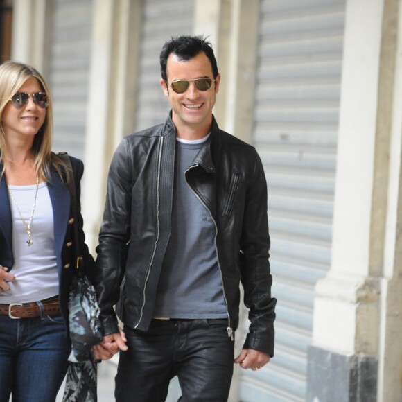 Jennifer Aniston et Justin Theroux à Paris, le 11 juin 2012.