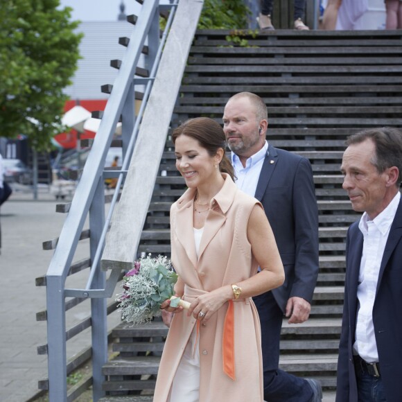 La princesse Mary de Danemark présidait le 7 août 2015 le défilé et la remise de prix du Designers' Nest lors de la Fashion Week d'été de Copenhague.