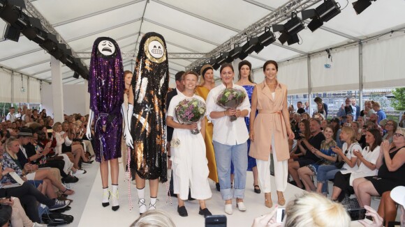 Princesse Mary : Classe mannequin sur le podium à la Fashion Week de Copenhague