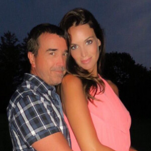 Arnaud Lagardère et son épouse Jade Foret, en vacances à Southampton, dans l'état de New-York aux Etats-Unis, en août 2015.
