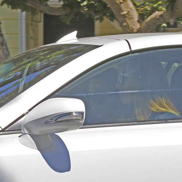 Christine Ouzounian se promène dans les rues de Santa Monica, le 12 août 2015.