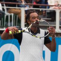 Yannick Noah et Henri Leconte : Les légendes du tennis font le show en Belgique