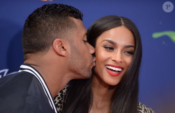 Russell Wilson et Ciara aux Nickelodeon Kids' Choice Sports Awards 2015 à Los Angeles. Le 16 juillet 2015.