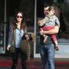 Exclusif - Megan Fox et son mari Brian Austin Green se promènent avec leur fils Noah à Bel Air, le 15 décembre 2014.  