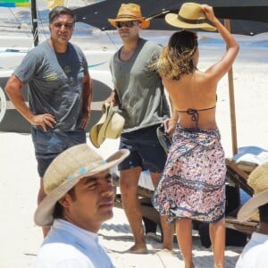 Exclusif -  Jessica Alba et son mari Cash Warren profitent de leurs vacances avec leurs filles Honor et Haven à Cancun, Mexico, le 14 août 2015.