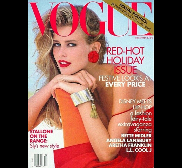 Claudia Schiffer en couverture du magazine Vogue, en décembre 1991