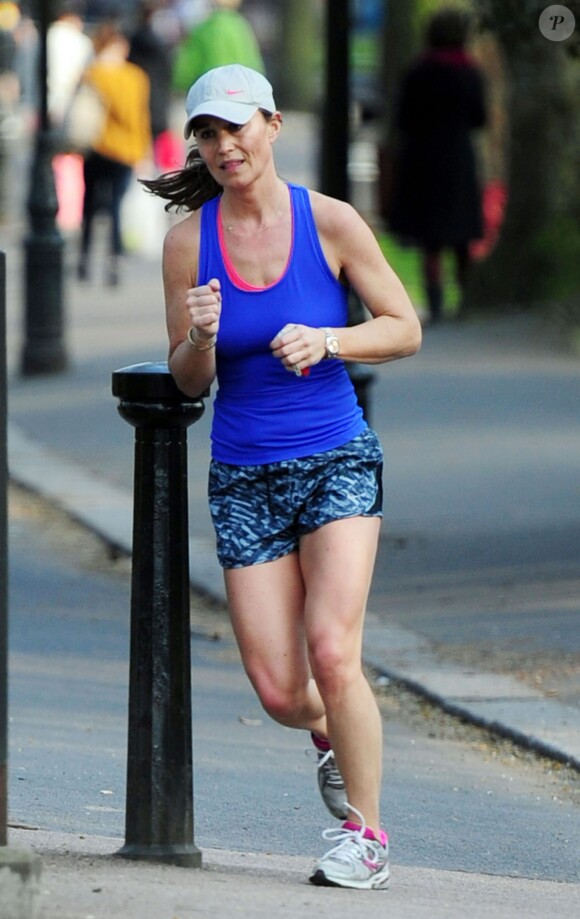Pippa Middleton faisant son jogging à Londres le 9 avril 2015