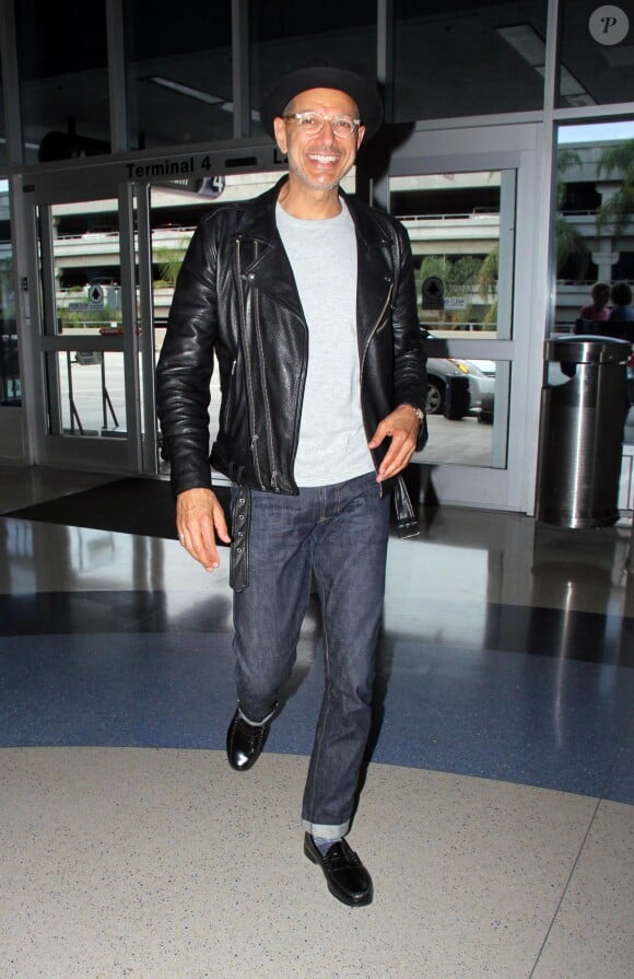 Info - Jeff Goldblum bientôt papa pour la première fois - Jeff Goldblum à l'aéroport de Los Angeles le 8 septembre 2014 