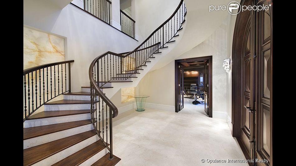 La maison de LeBron James à Miami vendue pour 13,4 millions de dollars en août 2015 Purepeople