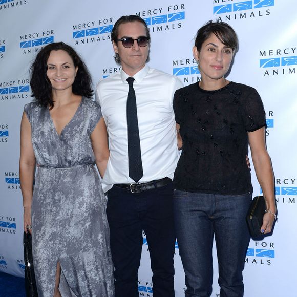 Joaquin Phoenix et ses soeurs Rain et Summer - Gala Hidden Heroes organisé par l'association Mercy for Animals, à Culver City le 29 août 2015.