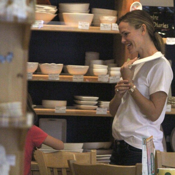 Jennifer Garner avec sa fille Seraphina à Santa Monica Los Angeles, le 30 Août 2015