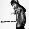 A$AP Rocky pose pour la collection Alexander Wang x DoSomething. Portrait par Steven Klein.