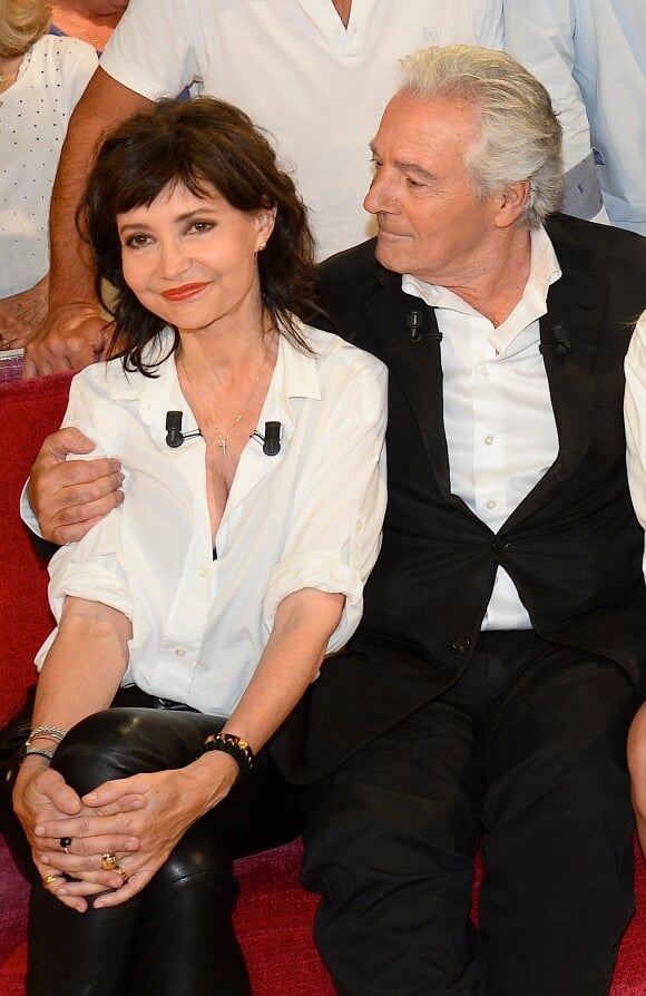Evelyne Bouix et son mari Pierre Arditi - Enregistrement de l'émission "Vivement Dimanche" à Paris le 2 Septembre 2015 diffusée le 6 Septembre 2015
